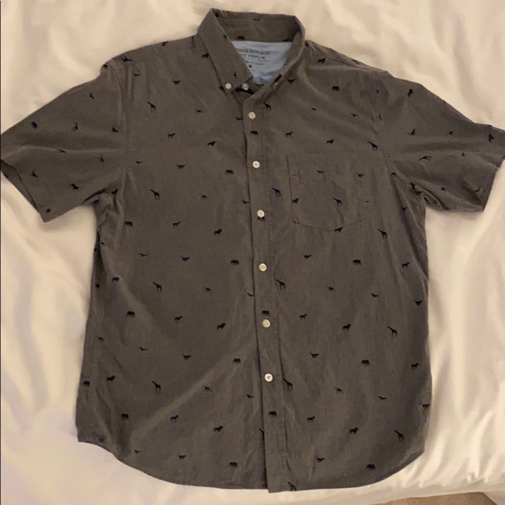Banana Republic Men’s Animal Pattern Polo